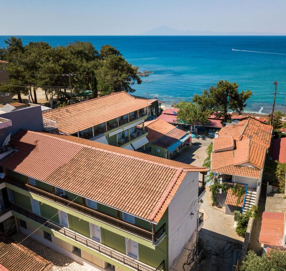 Green Velvet Thassos بيفكاري المظهر الخارجي الصورة