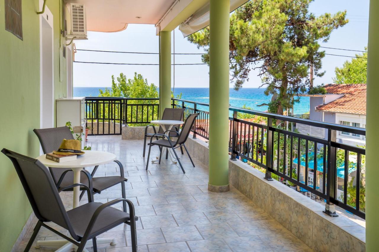 Green Velvet Thassos بيفكاري المظهر الخارجي الصورة