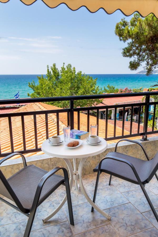 Green Velvet Thassos بيفكاري المظهر الخارجي الصورة