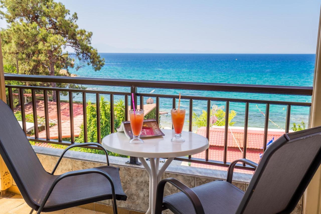 Green Velvet Thassos بيفكاري المظهر الخارجي الصورة